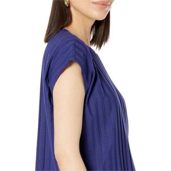 Eileen Fisher Women's T5685M Size Medium Blue Crew Neck Boxy Top - Picture 3 of 9